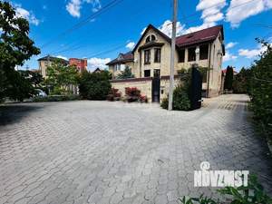 Дом 500м², 2-этажный, участок 10 сот.  