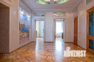 Дом 377м², 2-этажный, участок 0 сот.  