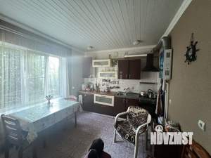 Дом 185м², 2-этажный, участок 5 сот.  