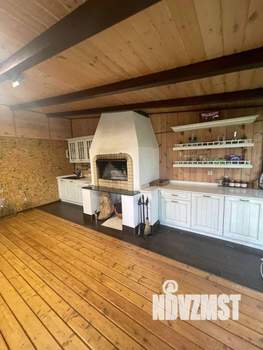 Дом 550м², 3-этажный, участок 9 сот.  