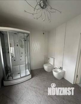 Дом 190м&sup2;, 3-этажный, участок 5 сот.  