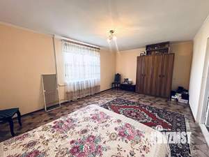 Дом 270м², 2-этажный, участок 10 сот.  