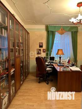 Дом 229м², 2-этажный, участок 5 сот.  