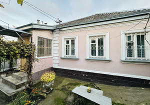 Дом 158м², 2-этажный, участок 9 сот.  