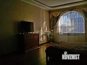 Дом 379м², 2-этажный, участок 10 сот.  