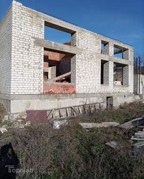 Дом 200м&sup2;, 2-этажный, участок 7 сот.  