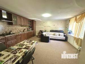Дом 180м², 2-этажный, участок 10 сот.  