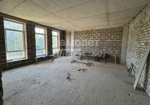 Дом 800м², 2-этажный, участок 10 сот.  