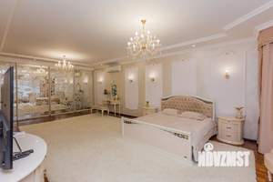 Дом 390м², 2-этажный, участок 12 сот.  