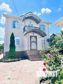Дом 150м², 2-этажный, участок 6 сот.  
