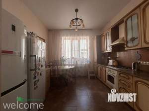 Дом 217м², 2-этажный, участок 6 сот.  