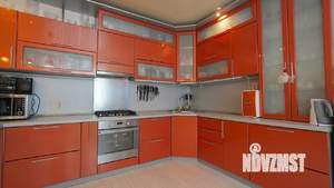 Дом 261м², 2-этажный, участок 9 сот.  