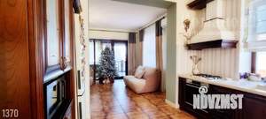 Дом 265м², 2-этажный, участок 6 сот.  