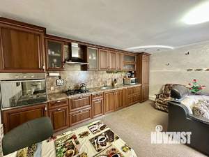 Дом 180м², 2-этажный, участок 10 сот.  