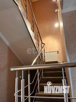 Дом 232м², 2-этажный, участок 6 сот.  