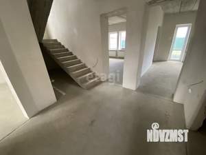 Дом 215м², 2-этажный, участок 6 сот.  