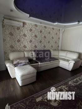 Дом 288м², 2-этажный, участок 13 сот.  