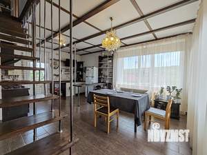 Дом 179м², 2-этажный, участок 6 сот.  