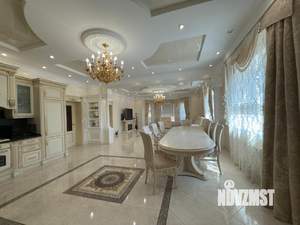 Дом 350м², 2-этажный, участок 10 сот.  