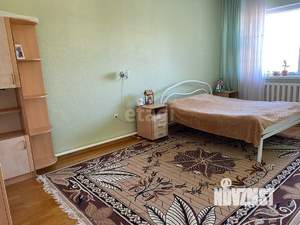 Дом 280м², 3-этажный, участок 6 сот.  