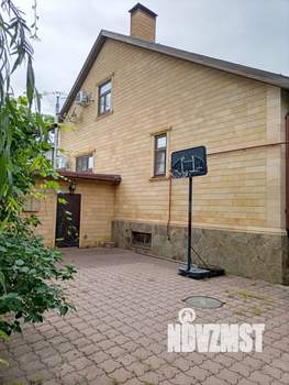 Дом 410м², 2-этажный, участок 17 сот.  