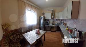 Дом 275м², 2-этажный, участок 6 сот.  