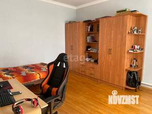 Дом 280м², 3-этажный, участок 6 сот.  