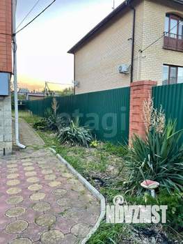 Дом 251м², 2-этажный, участок 8 сот.  