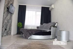 1-к квартира, посуточно, 32м2, 1/10 этаж