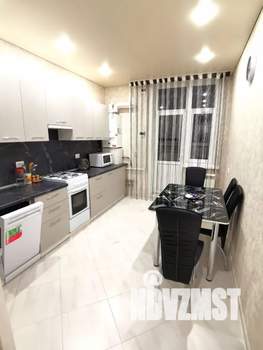 2-к квартира, посуточно, 50м2, 12/18 этаж