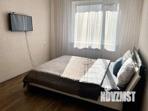 1-к квартира, посуточно, 40м2, 11/18 этаж