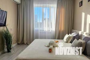 1-к квартира, посуточно, 44м2, 2/18 этаж