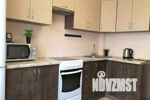 1-к квартира, посуточно, 33м2, 3/7 этаж