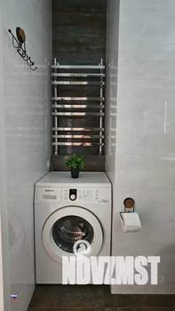 1-к квартира, посуточно, 42м2, 18/22 этаж