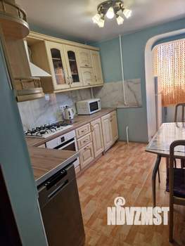 2-к квартира, посуточно, 52м2, 7/10 этаж