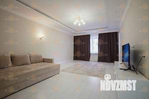 2-к квартира, на длительный срок, 82м2, 3/6 этаж