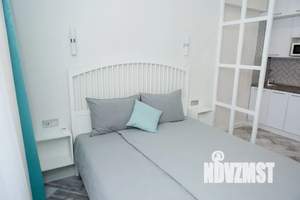 Студия квартира, посуточно, 22м2, 6/18 этаж