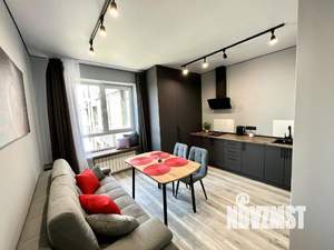 1-к квартира, посуточно, 37м2, 1/1 этаж