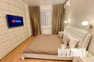 1-к квартира, посуточно, 42м2, 1/18 этаж