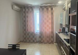 3-к квартира, на длительный срок, 110м2, 4/5 этаж
