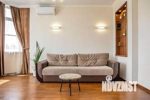 2-к квартира, посуточно, 57м2, 1/1 этаж