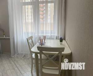 1-к квартира, посуточно, 40м2, 8/18 этаж