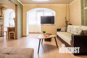 2-к квартира, посуточно, 50м2, 1/1 этаж