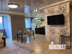 3-к квартира, посуточно, 80м2, 1/1 этаж