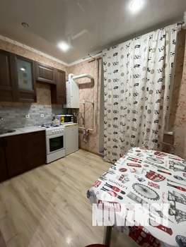 1-к квартира, посуточно, 35м2, 8/18 этаж