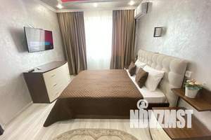 1-к квартира, посуточно, 35м2, 13/18 этаж