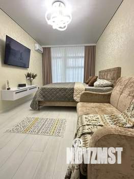 1-к квартира, посуточно, 42м2, 1/21 этаж