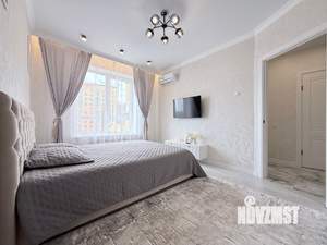 1-к квартира, посуточно, 38м2, 11/18 этаж