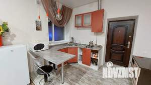 Студия квартира, посуточно, 32м2, 1/3 этаж