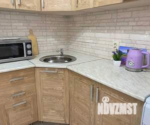 1-к квартира, посуточно, 40м2, 8/18 этаж